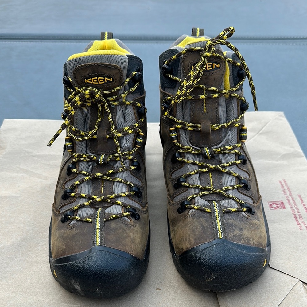 Keen Men's Brown Hiking Boots